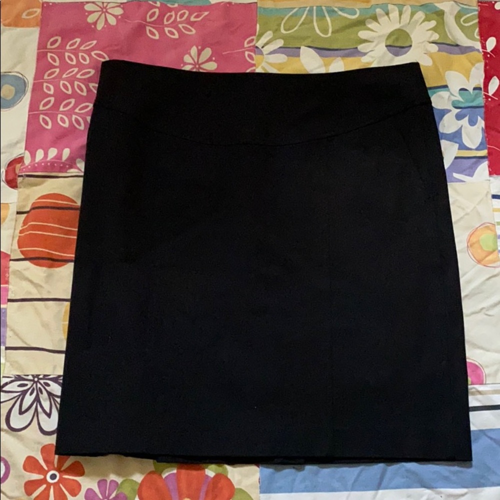 NWT Banana Republic Black Stretch Pencil Skirt 16